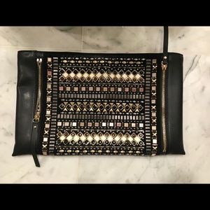 VINCE CAMUTO HOT CLUTCH, excellent condition.